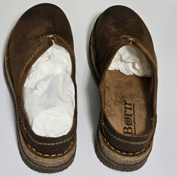 Born Seana Distressed clogs - Picture 6 of 16